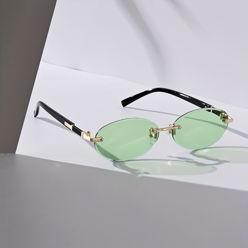 Sexy Small Oval Punk Sunglasse - Metal Photo Panel incelemesi ve fiyatı